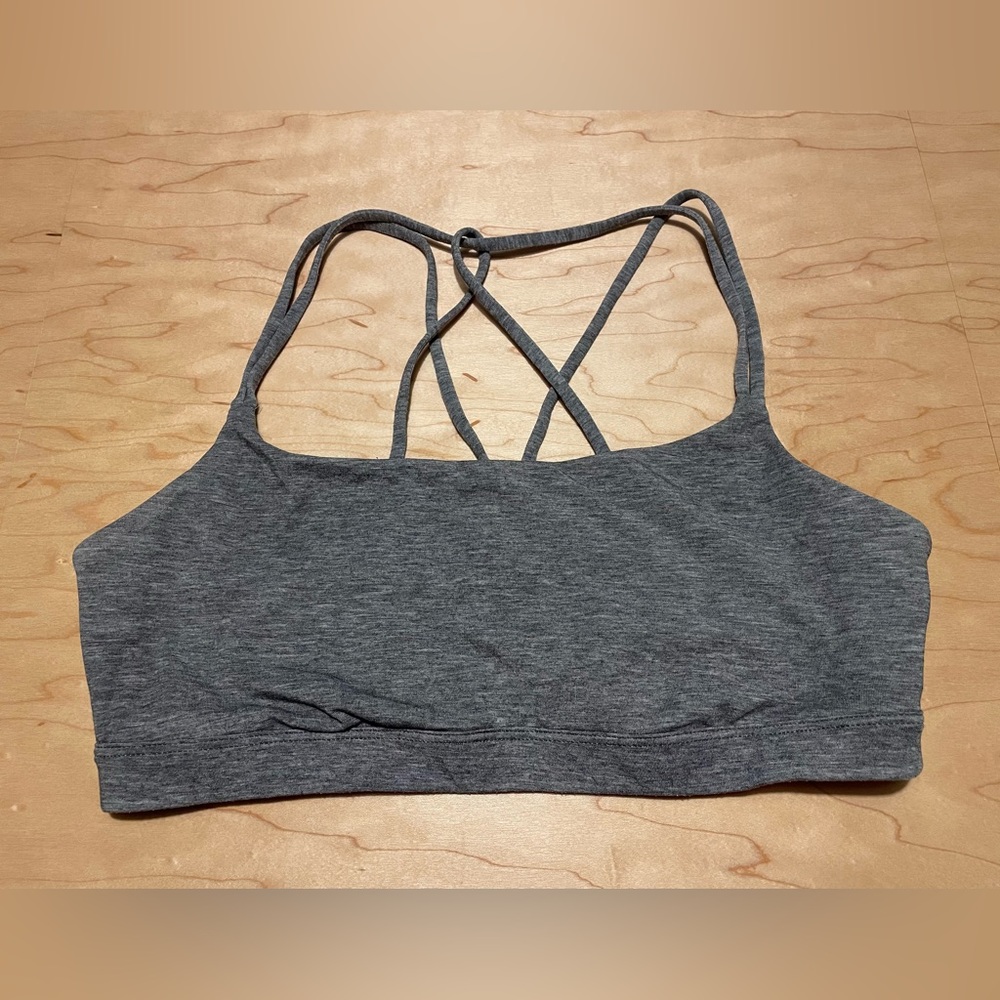 Gap Fit Low Impact Grey Double Criss Cross Strap Sports Bra - Size M